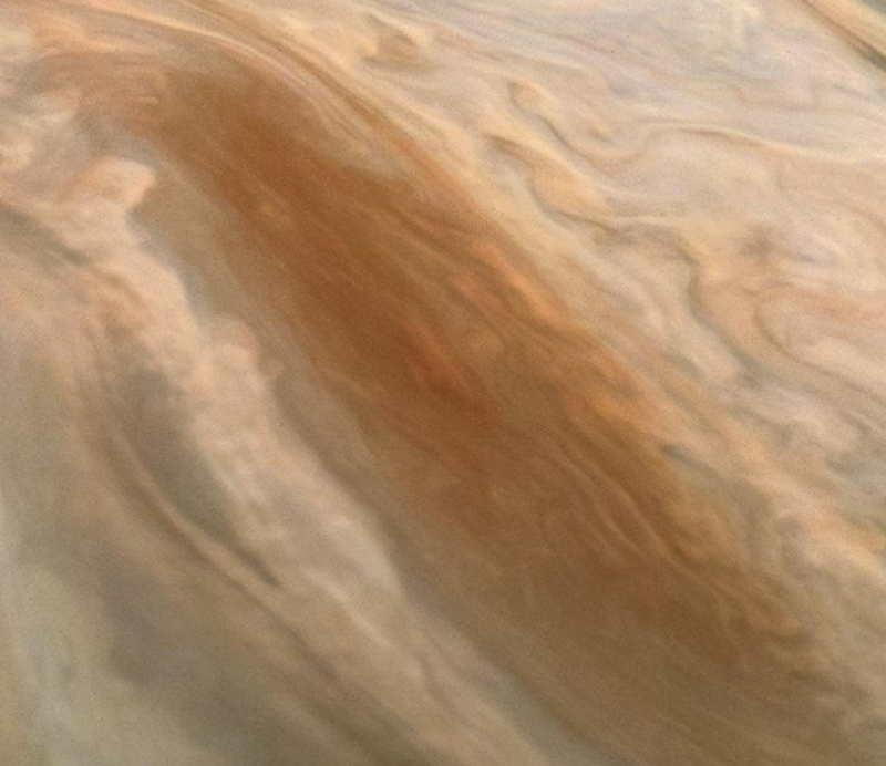 A zoomed in view of the brown barge, also known as a brown oval.